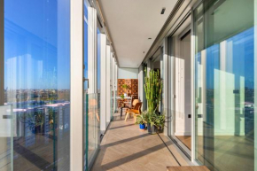 Battersea Power Station Emperor Suite - Winter Garden Balcony & 1GB wifi - London Stays